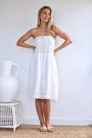 SUMMER WHITE EMB SKIRT