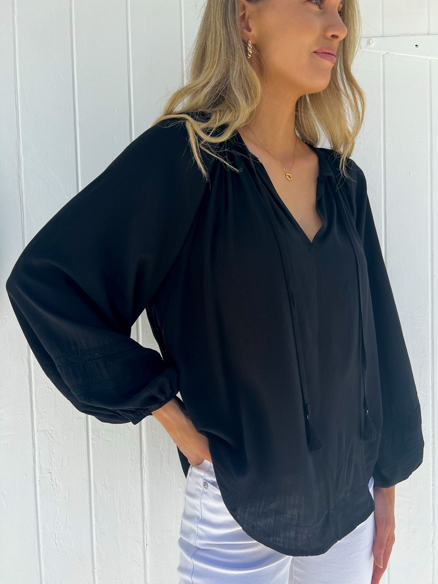 RAVEN LONG SLEEVE BLOUSE