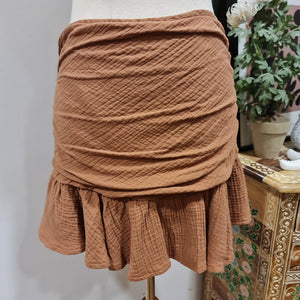 LATTE MINI SKIRT WITH FRILL